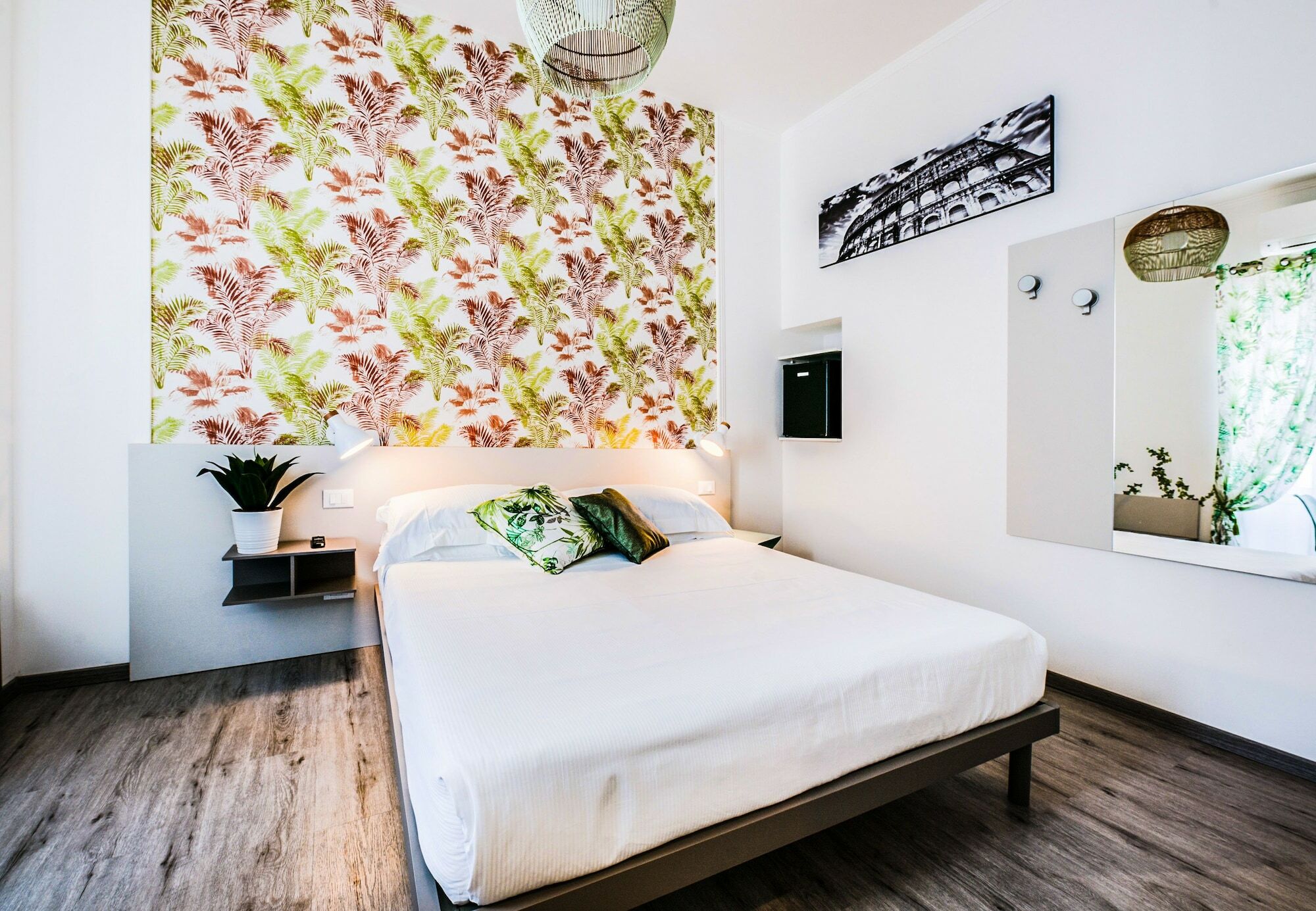 Lele Rooms San Lorenzo โรม ภายนอก รูปภาพ